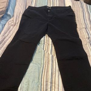 Women’s Old Navy Black Khakis
